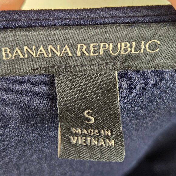 Banana Republic Size Small Navy Blue V-neck Pullover Blouse 100% Linen Long Slv - Picture 7 of 10